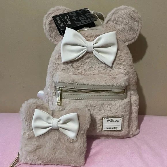 Loungefly | Bags | Last One Loungefly Disney Minnie Mouse  display picture 3